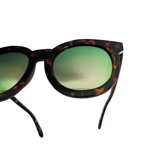 SUNGLASSES SUN GLASSES Shades Tortoiseshell Brown & Gold Arrow Plastic Frames - Picture 15 of 16